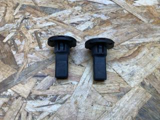 кронштейн радиатора BMW 1 серия F20/F21 [2-й рестайлинг] E82 2018, 1.5 л., бензин, МКПП, хетчбэк 5 дв., задний привод, правый руль, 51767348121, 7348121