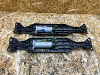 моторчик регулировки сиденья BMW X5 E70 [рестайлинг] E70 2013, 3.0 л., дизель, АКПП, внедорожник 5 дв., 0130002613, 0130002636