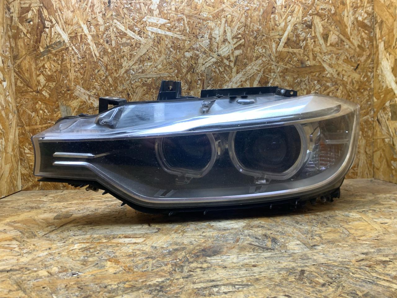 фара правая BMW 3 серия F30/F31/F34 F30 2012, 2.0 л., N47 D20 C, дизель, АКПП, седан, задний привод, правый руль - фото №1