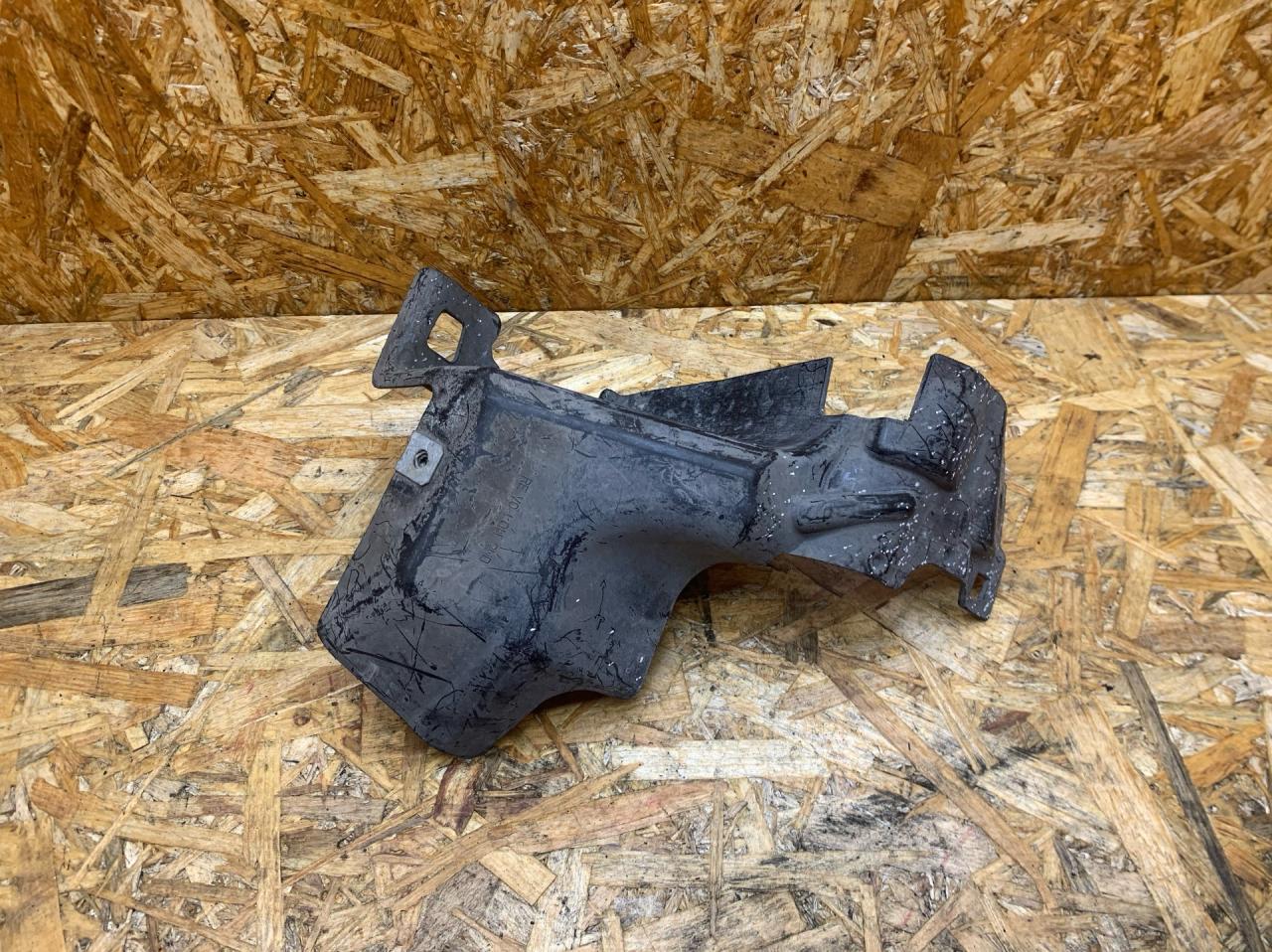 защита рулевой рейки BMW 3 серия F30/F31/F34 F30 2012, 2.0 л., N47 D20 C, дизель, АКПП, седан, задний привод, правый руль, 7274864 - фото №1