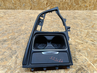 подстаканник BMW 3 серия F30/F31/F34 F30 2013, 3.0 л., дизель, АКПП, черный, седан, задний привод, правый руль, 9218926, 51169218926, 82197009