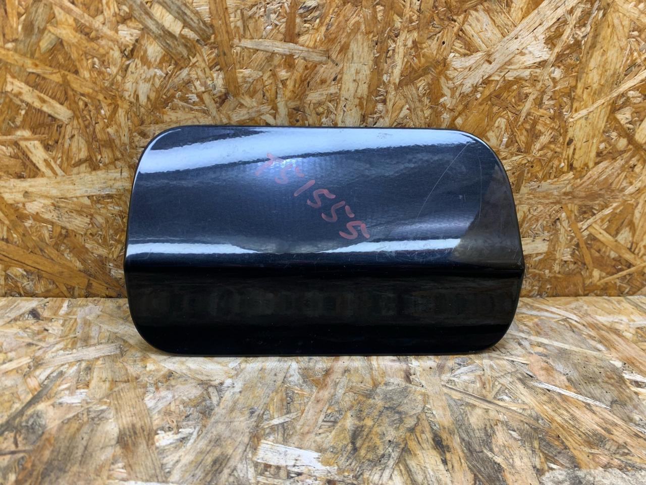 лючок топливного бака BMW 3 серия F30/F31/F34 F30 2013, 3.0 л., дизель, АКПП, черный, седан, задний привод, правый руль - фото №1