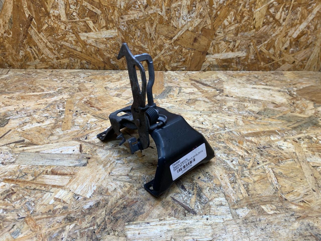 замок капота BMW X5 F15 2014, 2.0 л., дизель, АКПП, внедорожник 5 дв., полный привод, правый руль, 7308076, 51237308076, 51232571186, 2571186 - фото №1
