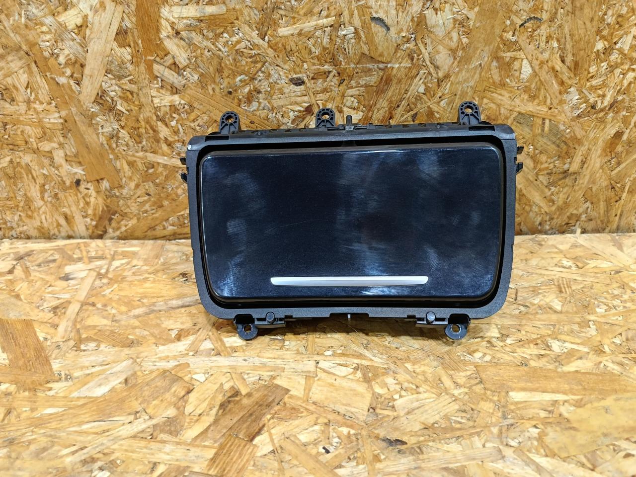 бардачок BMW 5 серия F07/F10/F11 F11 2011, 3.0 л., дизель, АКПП, черный, универсал, задний привод, 9206401 - фото №1