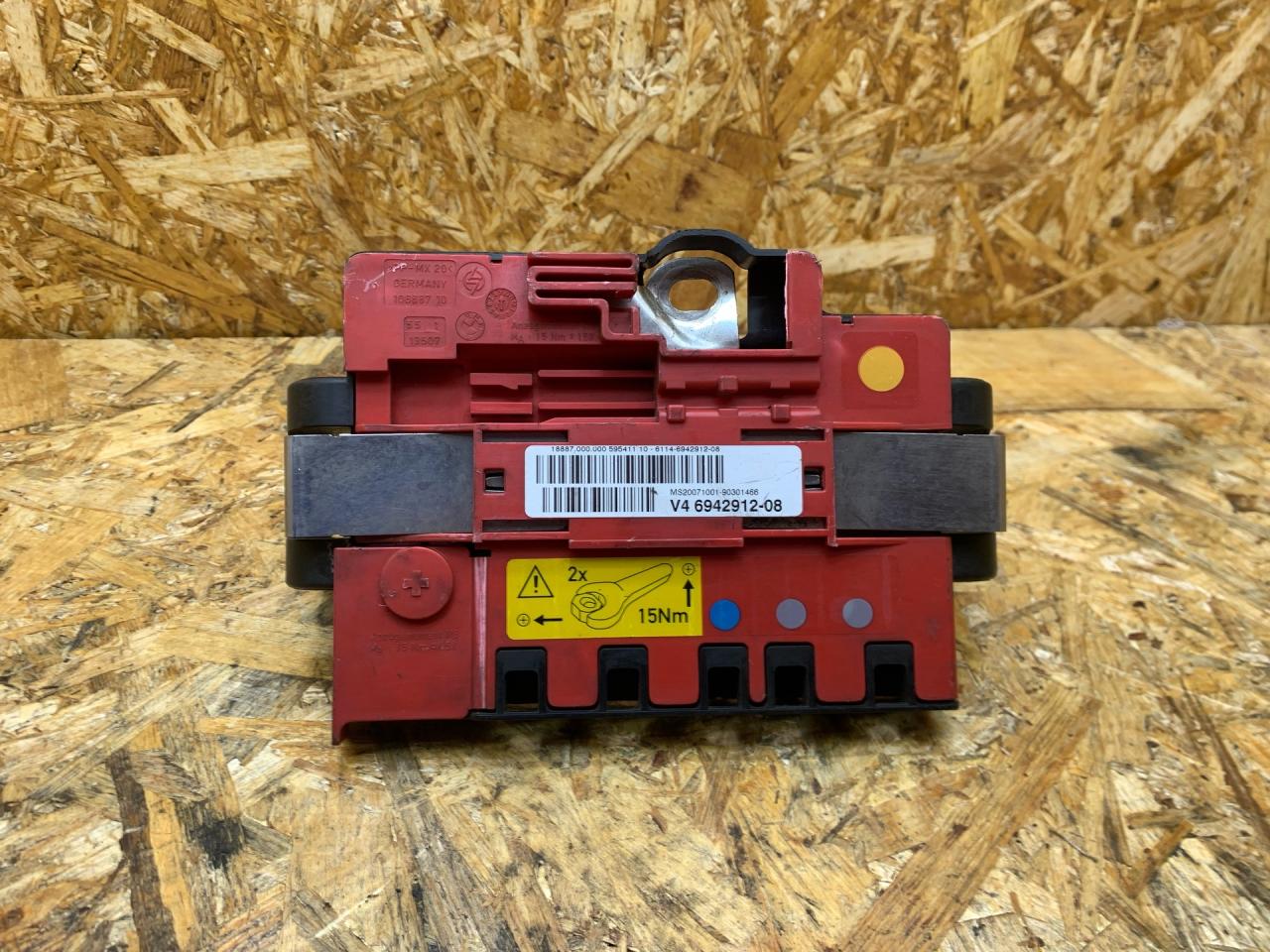 блок предохранителей BMW 3 серия E90/E91/E92/E93 E92 2007, 3.0 л., дизель, АКПП, купе, задний привод, правый руль, 6971370, 61146971370, 61146936655, 6936655, 6942912, 6938504, 9217031, 61146942912, 61146936649, 6936649, 6988974, 61129217031, 61126988974, 61126938495, 6938495 - фото №1