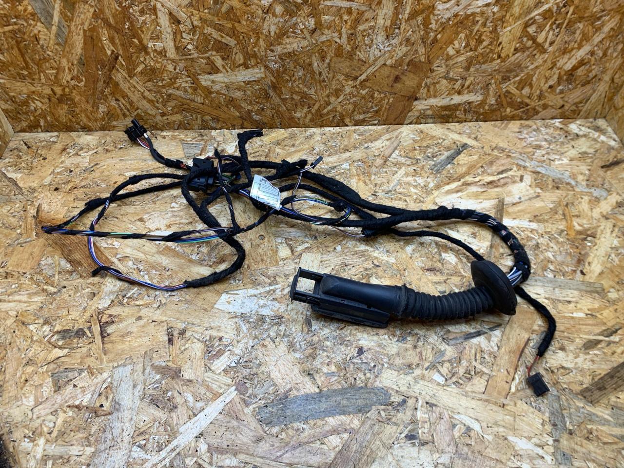 дверная проводка BMW 3 серия F30/F31/F34 F30 2014, 2.0 л., дизель, АКПП, черный, седан, полный привод, правый руль, 9313637 - фото №1