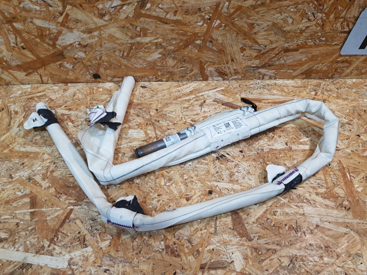 подушка безопасности боковая (шторка) BMW 4 серия F32/F33 F32 2015, 3.5 л., дизель, АКПП, черный, купе, полный привод, правый руль, 7292897, 72127292897 - фото №1