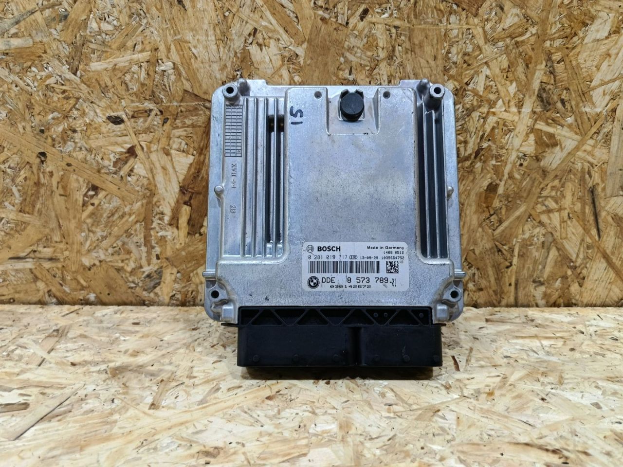 блок управления двигателем BMW X5 F15 2014, 3.0 л., дизель, АКПП, коричневый, внедорожник 5 дв., полный привод, 8573789, 13618573789, 13618586540, 8586540, 13618574238, 8574238, 0281019717 - фото №1