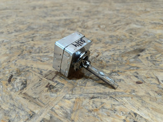 лампочка ксенон BMW 3 серия E92/E93 [рестайлинг] E93 2011, 3.0 л., дизель, АКПП, серебро, кабриолет, задний привод, правый руль, 9285148294, D1S