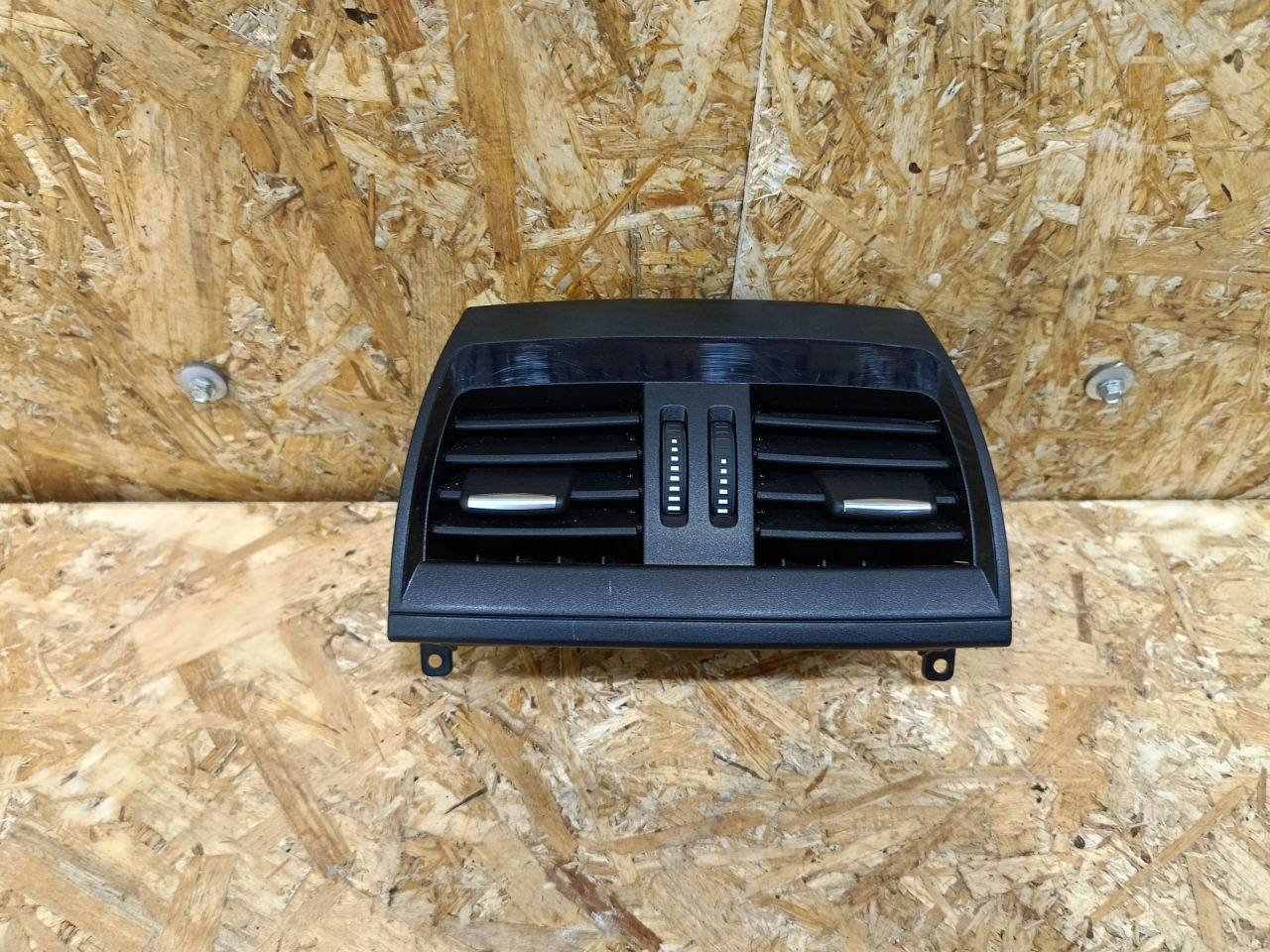 дефлектор обдува салона BMW X5 F15 2014, 3.0 л., дизель, АКПП, коричневый, внедорожник 5 дв., полный привод, 9252012, 9252013, 64229252012, 64229252013 - фото №1
