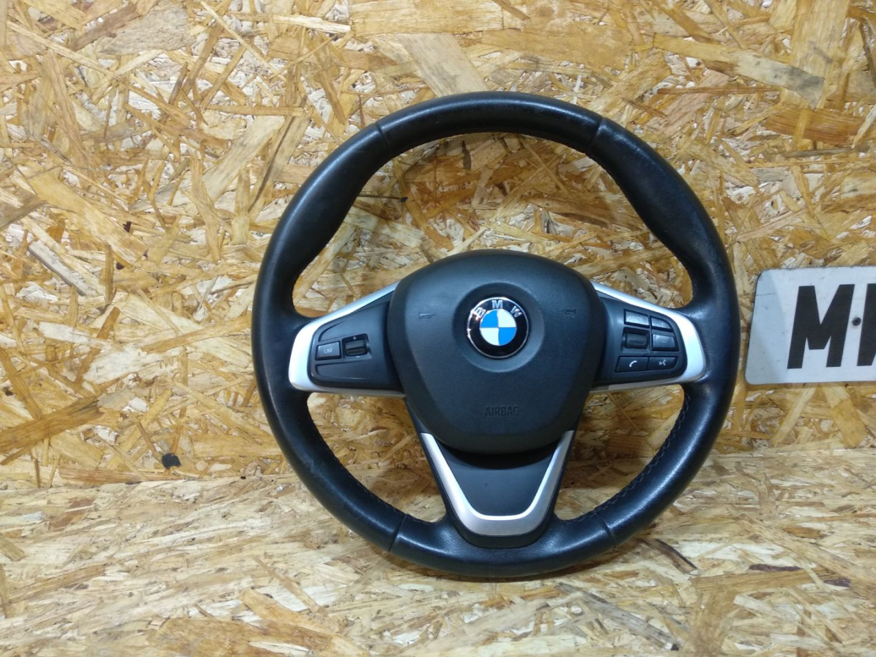 руль BMW X1 F48 2016, 2.0 л., дизель, АКПП, белый, внедорожник 5 дв., передний привод, правый руль, 6321490 - фото №1