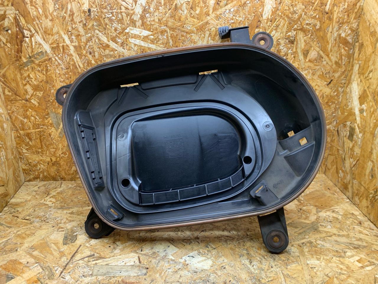 корпус воздушного фильтра BMW X5 F15 2014, 2.0 л., дизель, АКПП, внедорожник 5 дв., полный привод, правый руль, 7812061, 13717812061 - фото №1