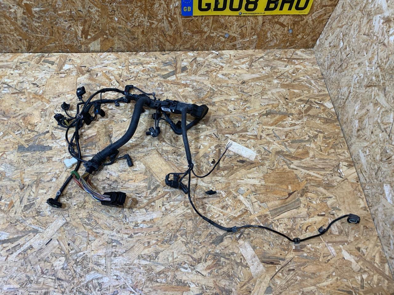 проводка двигателя BMW 3 серия F30/F31/F34 F31 2013, 2.0 л., дизель, АКПП, 475 black-sapphire metallic, универсал, полный привод, правый руль, 7580678, 8507904, 8507898, 12518586168, 8586168, 12518507904 - фото №1