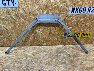 распорка кузова BMW 1 серия F40 2024, бензин, МКПП, черный, хетчбэк 5 дв., передний привод