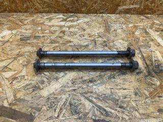 болт BMW X5 E70 2007, 3.0 л., M57 306 D3, дизель, АКПП, серебристый, внедорожник 5 дв., полный привод, правый руль