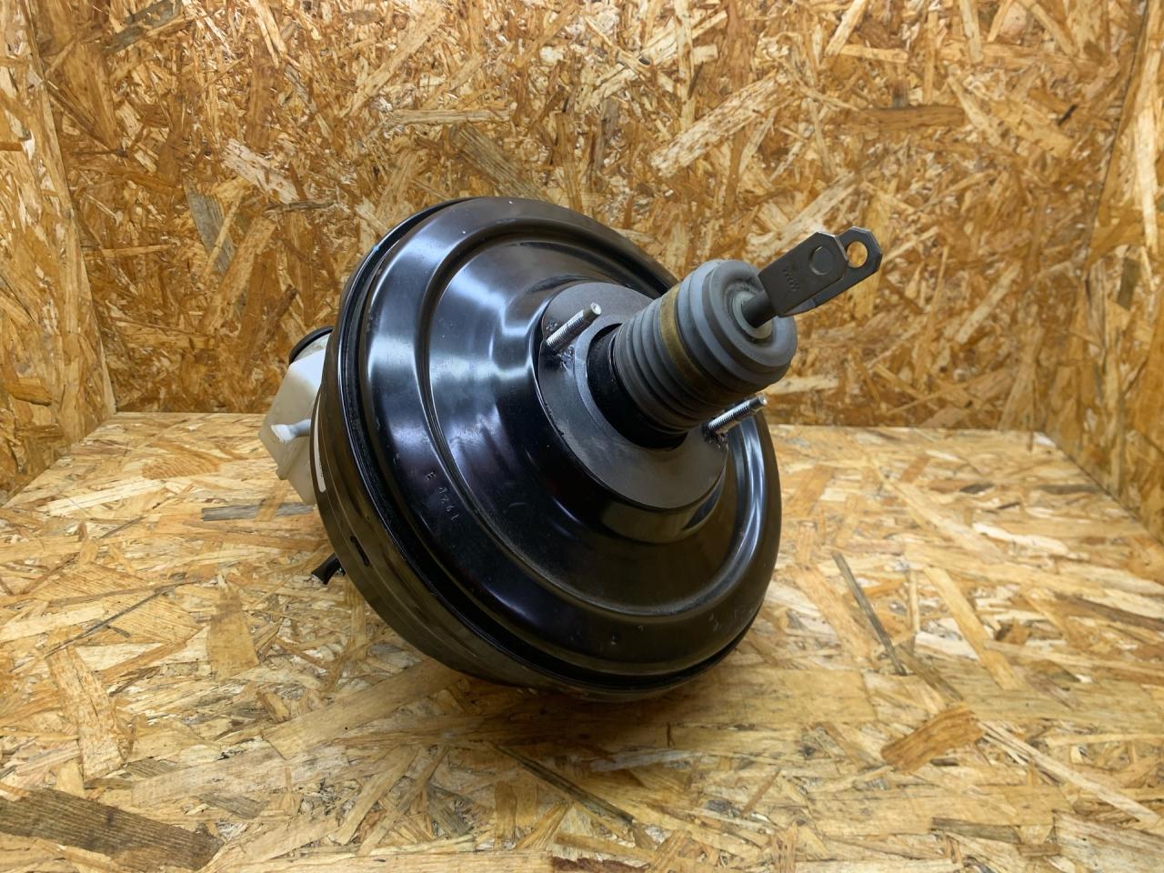 вакуумный усилитель тормозов BMW X5 E70 2007, 3.0 л., M57 306 D3, дизель, АКПП, серебристый, внедорожник 5 дв., полный привод, правый руль, 32067474, 6774622 - фото №1