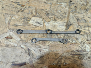 кронштейн (крепление) BMW X5 E70 2008, 3.0 л., дизель, АКПП, внедорожник 5 дв., полный привод, правый руль, 11628572121, 8572121, 11628508282, 8508282, 11627798106, 7798106, 11627823053, 7823053