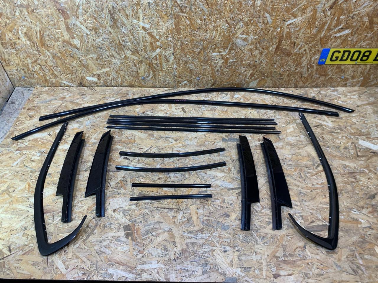 планки shadow line BMW 3 серия F30/F31/F34 F31 2013, 2.0 л., дизель, АКПП, 475 black-sapphire metallic, универсал, полный привод, правый руль - фото №1