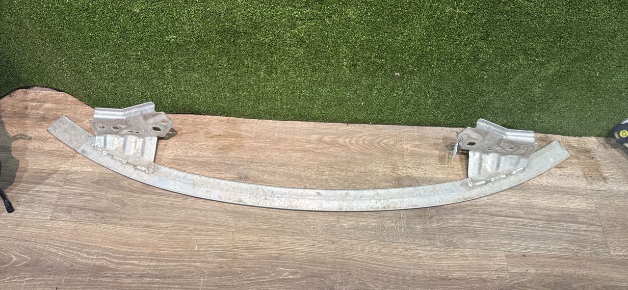 усилитель бампера переднего Tesla Model 3 1 поколение 2019, 108489400 - фото №1