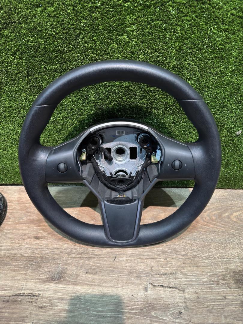 руль Tesla Model 3 1 поколение 2019, ppmr, 109522200 - фото №1