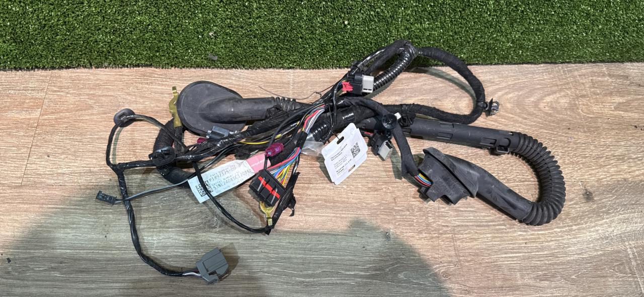 Проводка крышки багажника Tesla Model 3 2 поколение Highland 2024, электро, pn01, 189732500 - фото №1