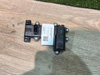электропривод двери передней правой Tesla Model X 1 поколение 2018, 104535400, 104535400B