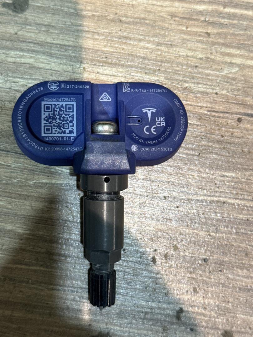 датчик давления в шине Tesla Model 3 2 поколение Highland 2024, электро, pn01, 149070101, 149070101E - фото №1