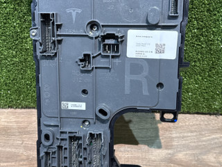 блок комфорта Tesla Model 3 2 поколение 2024, pn01, 183462910D