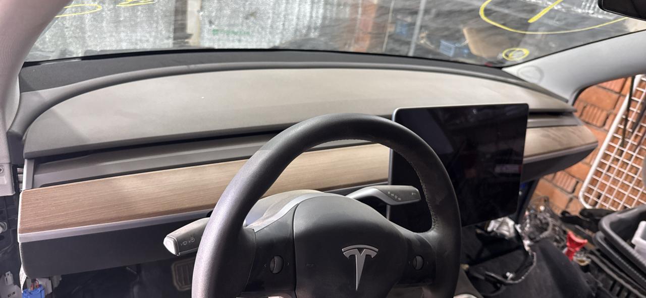 панель передняя салона (торпедо) Tesla Model 3 1 поколение 2021, pmng - фото №1