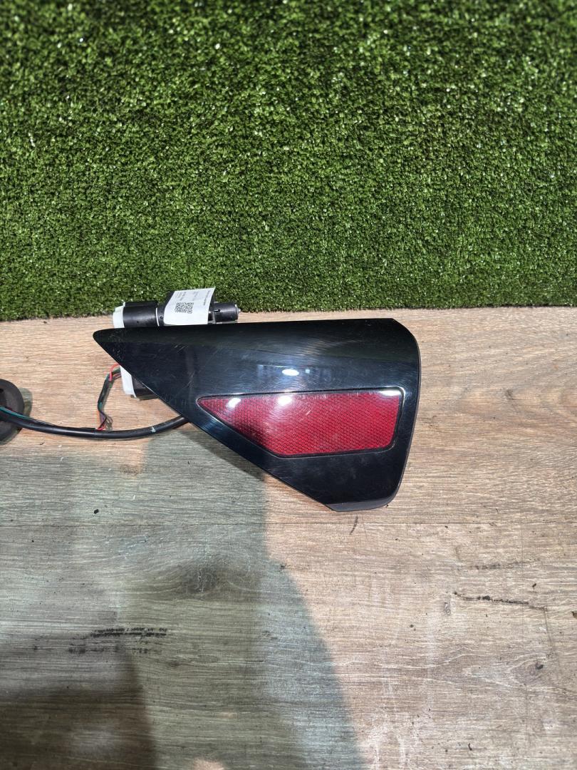 Лючок порта зарядки Tesla Model 3 1 поколение 2019, ppmr, 108485400, 109995300 - фото №1