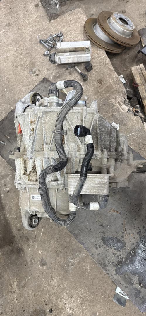 двигатель Tesla Model 3 1 поколение 2019, ppmr, 112096000, 112096000G - фото №1