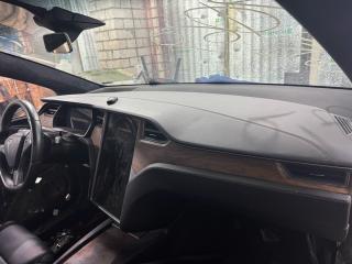 панель передняя салона (торпедо) Tesla Model X 1 поколение 2019, pmng