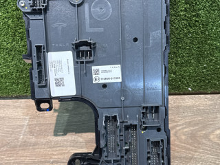 блок комфорта Tesla Model 3 2 поколение Highland 2024, электро, ppsb, задний привод, 183463210D