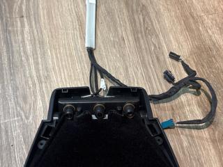 камера переднего обзора Tesla Model X 1 поколение 2018, 112052000, 108239100