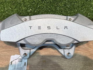 суппорт передний правый Tesla Model 3 2 поколение Highland 2024, электро, ppsb, задний привод, 134462200