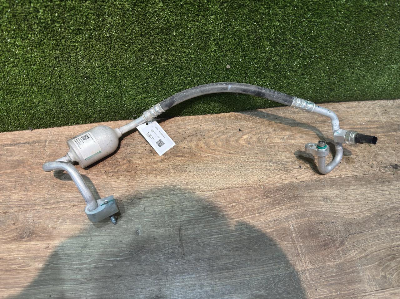 трубка кондиционера Tesla Model X 1 поколение 2019, ppsw, 103219600 - фото №1