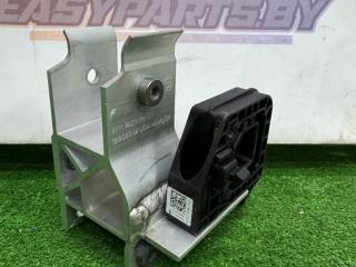 кронштейн радиатора BMW X6 G06 [рестайлинг] 2023, 3.0 л., B58B30, бензин, АКПП, brooklyn grey, внедорожник 5 дв., полный привод, 8642754, 7421636