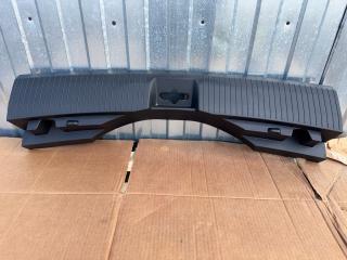 накладка внутренняя на заднюю панель кузова Nissan Rogue T33 2023, 1.5 л., бензин, вариатор, черный, внедорожник 5 дв., передний привод, 849926RROA