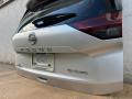 крышка багажника (дверь 3-5) Nissan Rogue T33 2023, 1.5 л., бензин, вариатор, серебристый, внедорожник 5 дв., полный привод - фото №3
