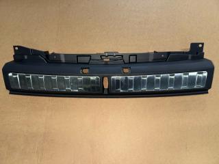 накладка внутренняя на заднюю панель кузова BMW X6 G06 [рестайлинг] 2023, 3.0 л., B58B30, бензин, АКПП, brooklyn grey, внедорожник 5 дв., полный привод, 51437470942