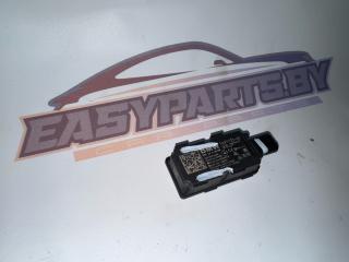 Антенна системы комфортного доступа BMW X5 G05 [рестайлинг] G05 2023, 3.0 л., B58B30, бензин, АКПП, белый sa96, внедорожник 5 дв., полный привод, 5A81725