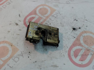 замок двери задней правой Volkswagen Passat B3 1990, 357839016B