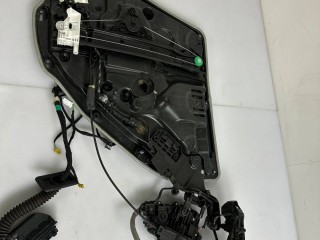 стеклоподъемник задний левый Mercedes-Benz S-Класс W222 [рестайлинг] 2018, 2.9 л., OM 656.929, дизель, АКПП, седан, задний привод, правый руль, A2220041699, A2227330314