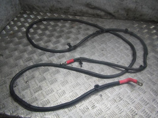 плюсовой провод аккумулятора Audi A6 C5 [рестайлинг] 2005