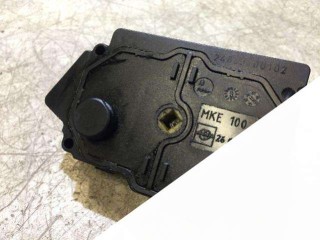 сервопривод заслонок впускного коллектора Land Rover Freelander 1 поколение 2000, 2.5 л., бензин, MKE100110