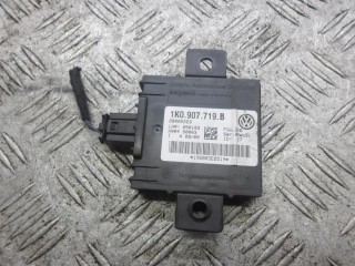 блок управления сигнализацией Audi A3 8P 2005, 2.0 л., бензин, МКПП, хетчбэк 5 дв., 1K0907719B