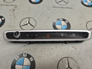 панель управления магнитолой BMW XM G09 2024, 4.4 л., бензин, 475, полный привод, 5A64198