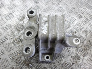 подушка крепления двигателя Opel Signum C 2003, 2.0 л., бензин, МКПП, хетчбэк 5 дв.