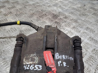 суппорт передний правый Citroen Berlingo 1 поколение (M49) 2003, 2.0 л., дизель, 5МКПП, фургон