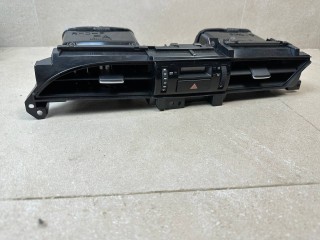 дефлектор обдува салона Toyota 2022, 2.8 л., 1GD-FTV, дизель, АКПП, красный, пикап, полный привод, правый руль, 55670KK050, 55661KK130, 55670KK090